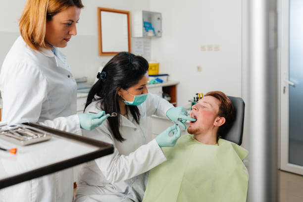 Best Dental Abscess Treatment in Amerin Nyon, CA